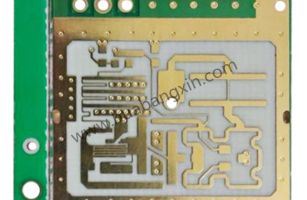 高頻板PCB階梯槽的功能和優(yōu)勢(shì)